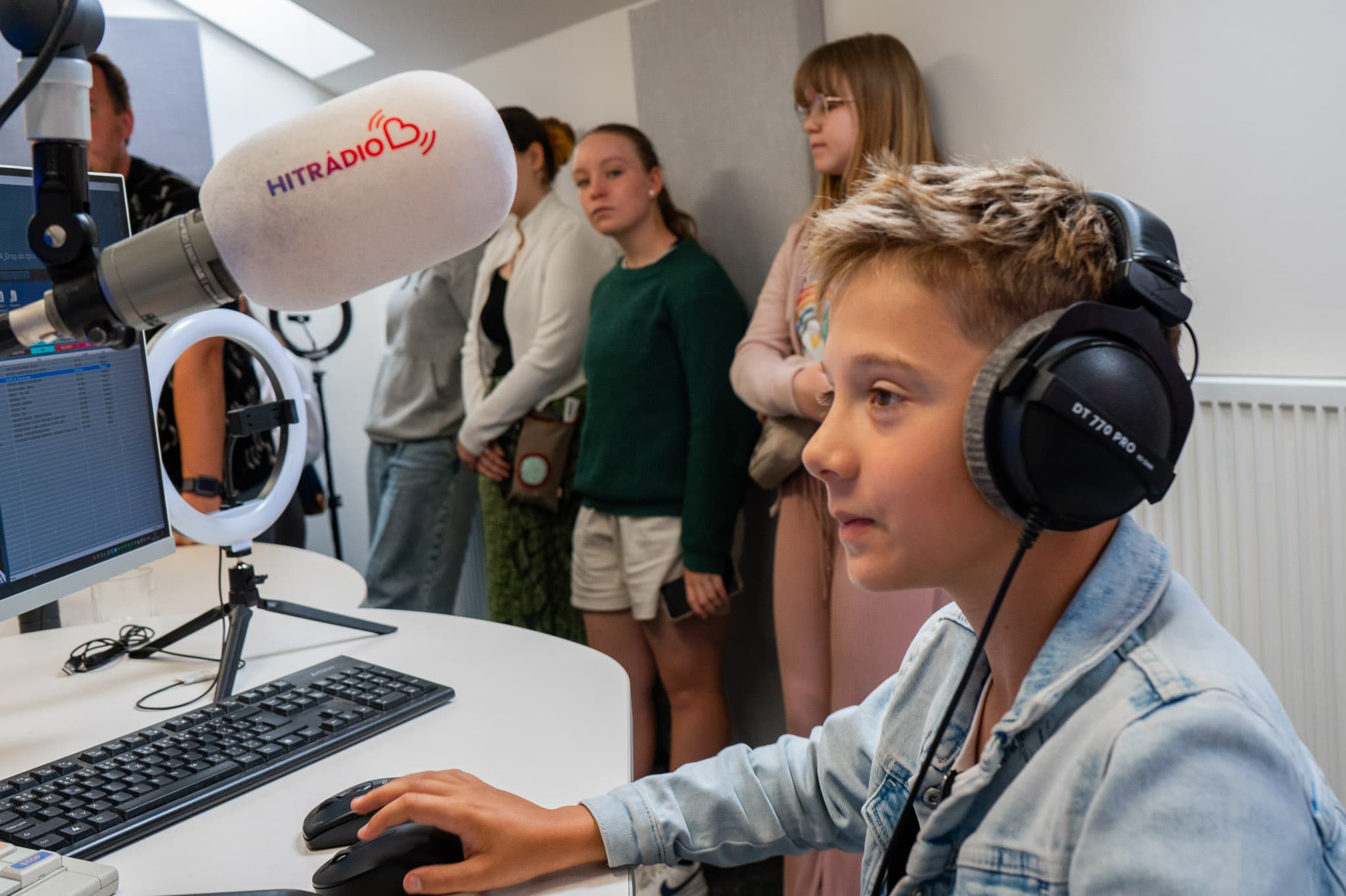 Hudební vystoupení účastníků